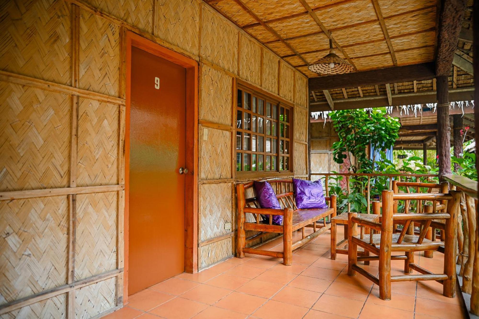 Garden Of Eden Dive Resort Puerto Galera Exterior foto