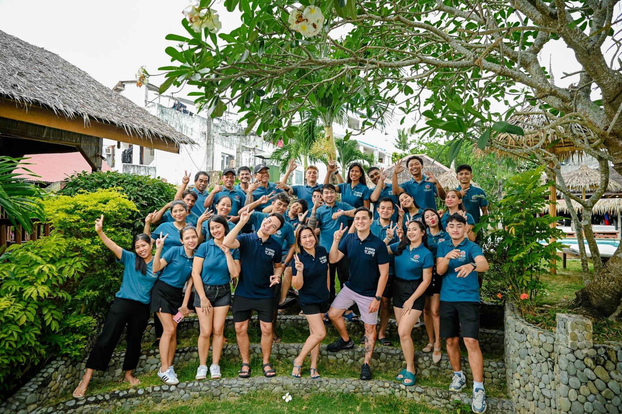 Garden Of Eden Dive Resort Puerto Galera Exterior foto