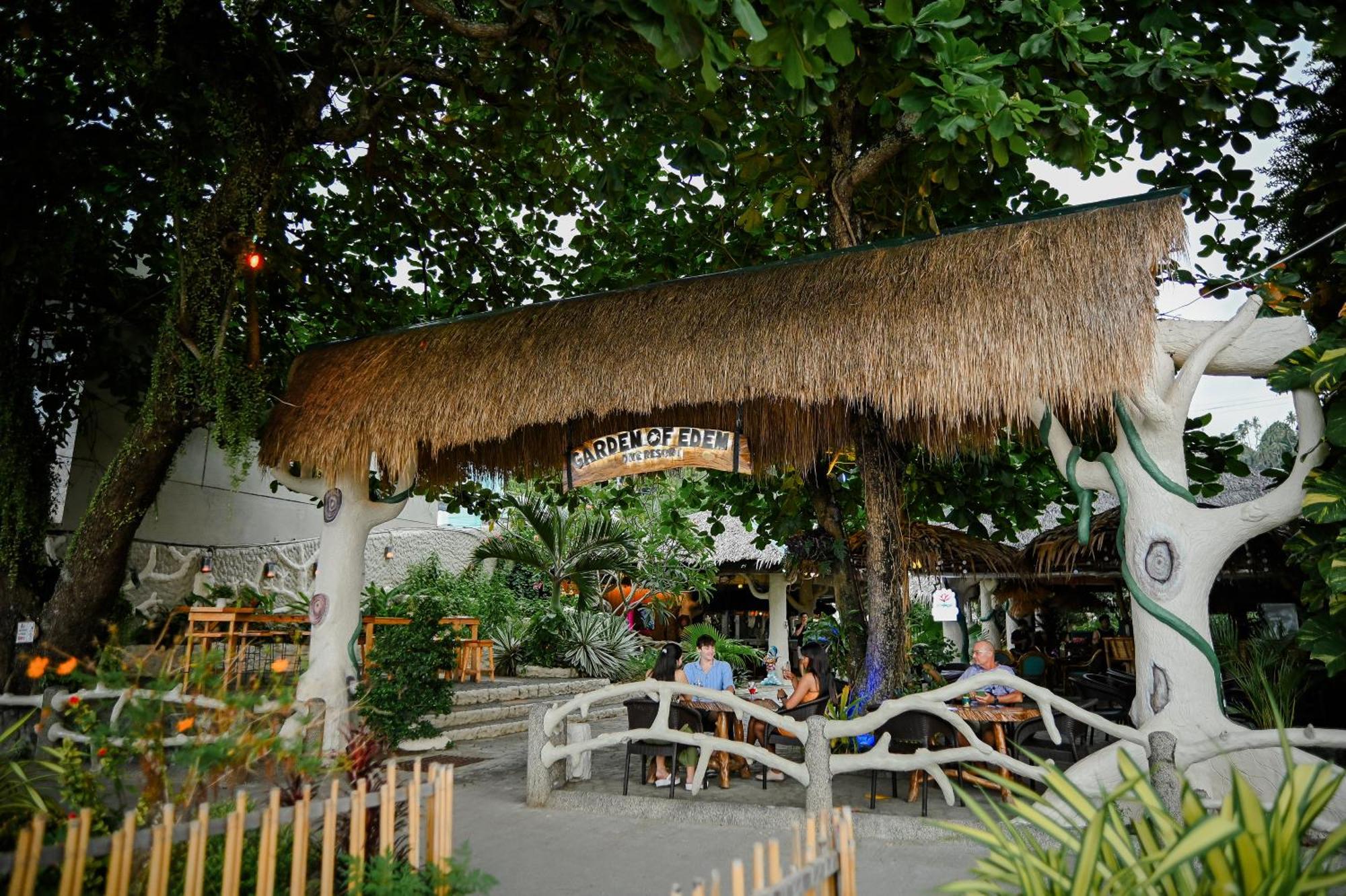 Garden Of Eden Dive Resort Puerto Galera Exterior foto