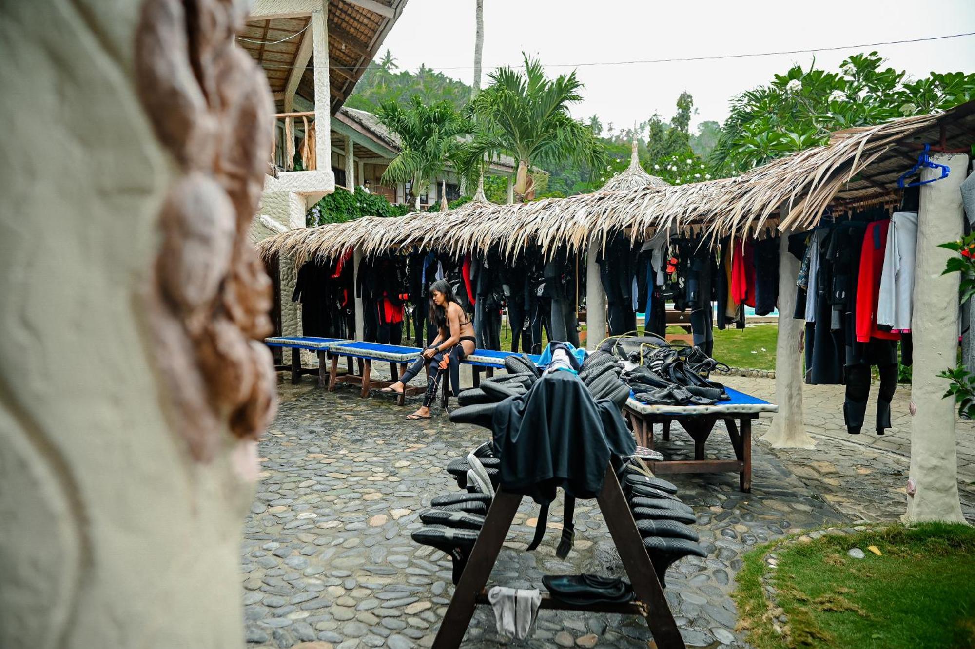 Garden Of Eden Dive Resort Puerto Galera Exterior foto